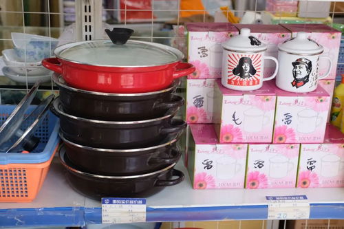 淮海路雜品店的“古早貨” 從中國痰盂海外走紅看日用雜品的文化魅力